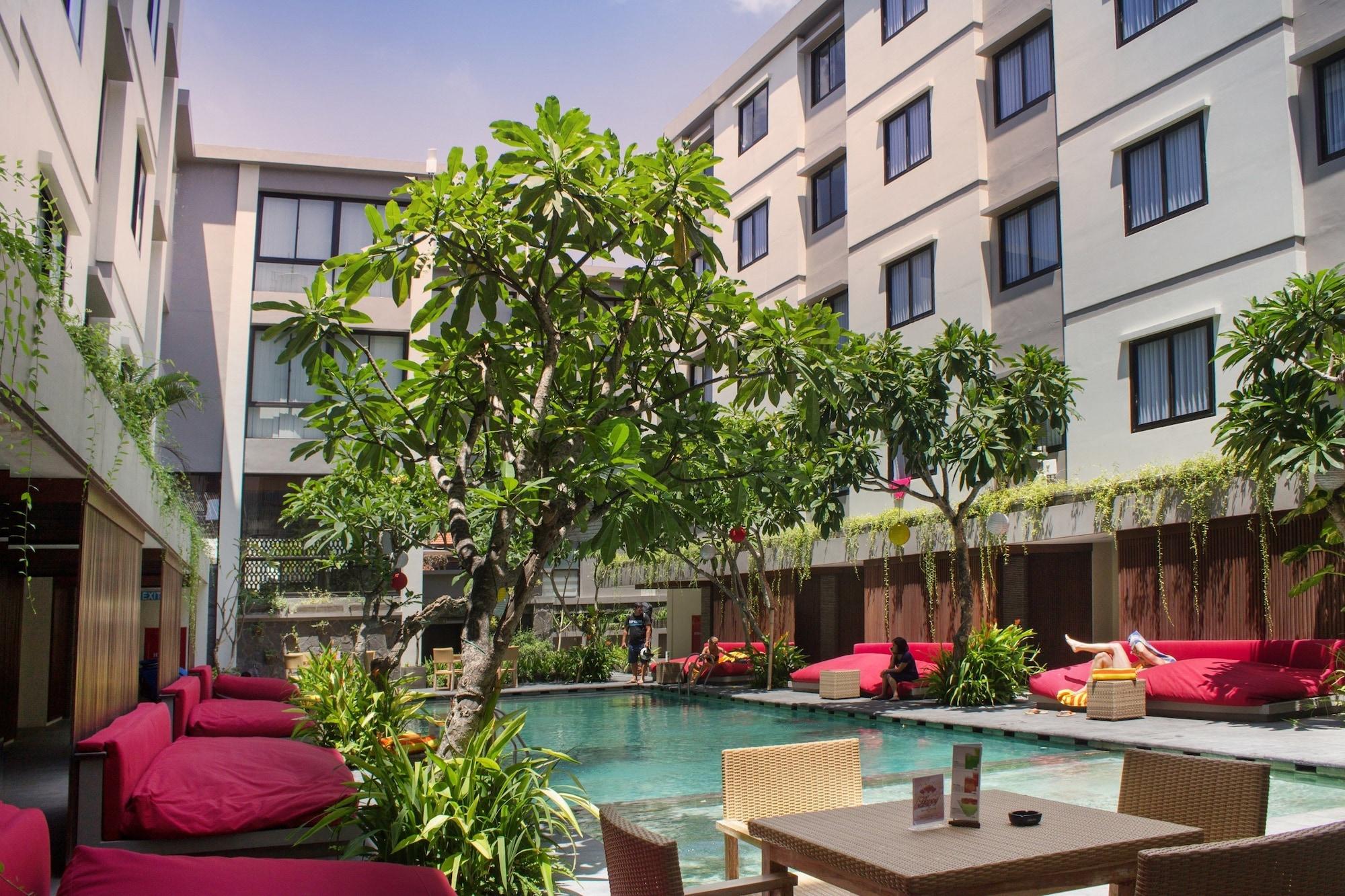 Savvoya Hotel Seminyak Экстерьер фото