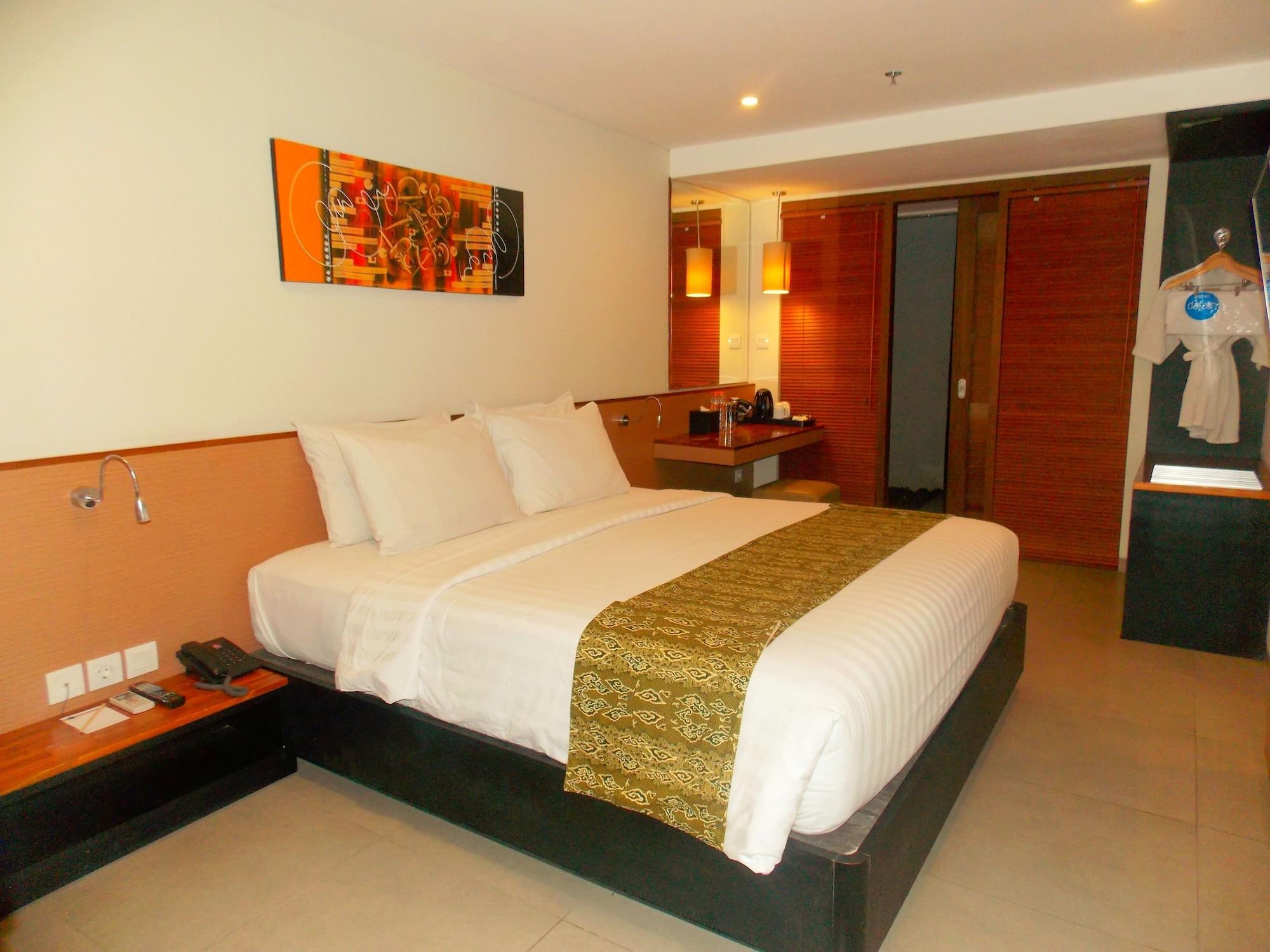 Savvoya Hotel Seminyak Экстерьер фото