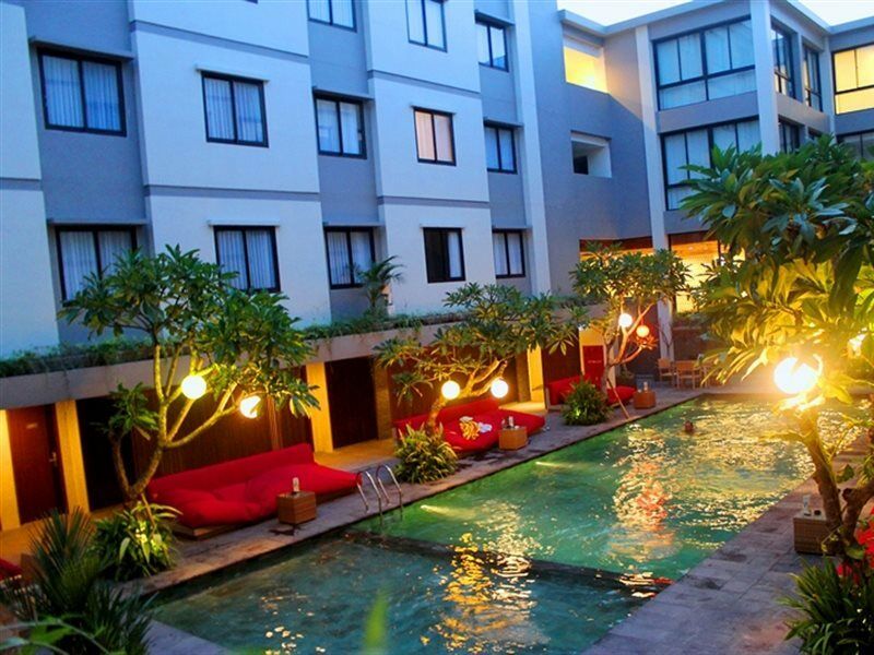 Savvoya Hotel Seminyak Экстерьер фото