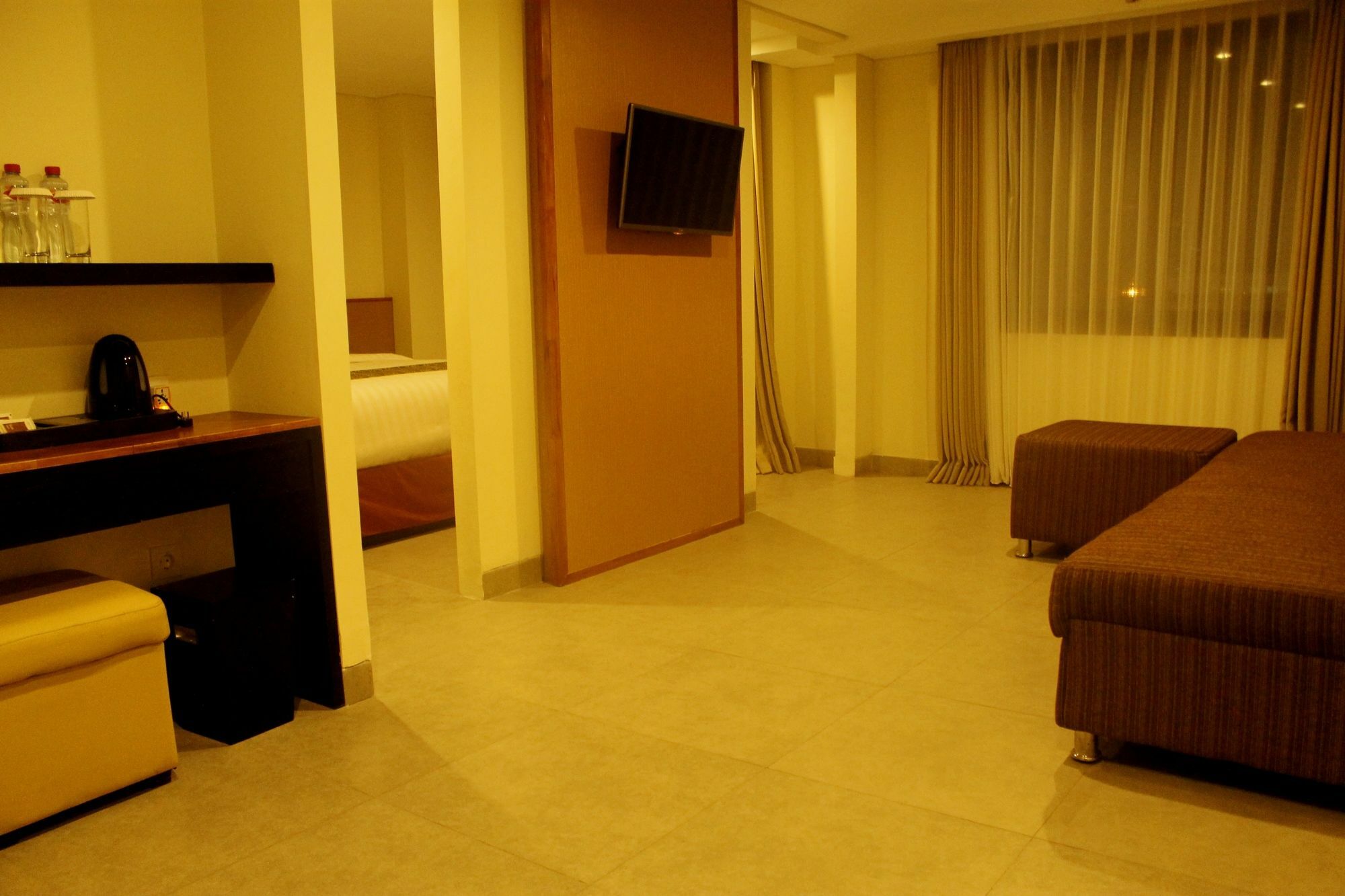 Savvoya Hotel Seminyak Экстерьер фото