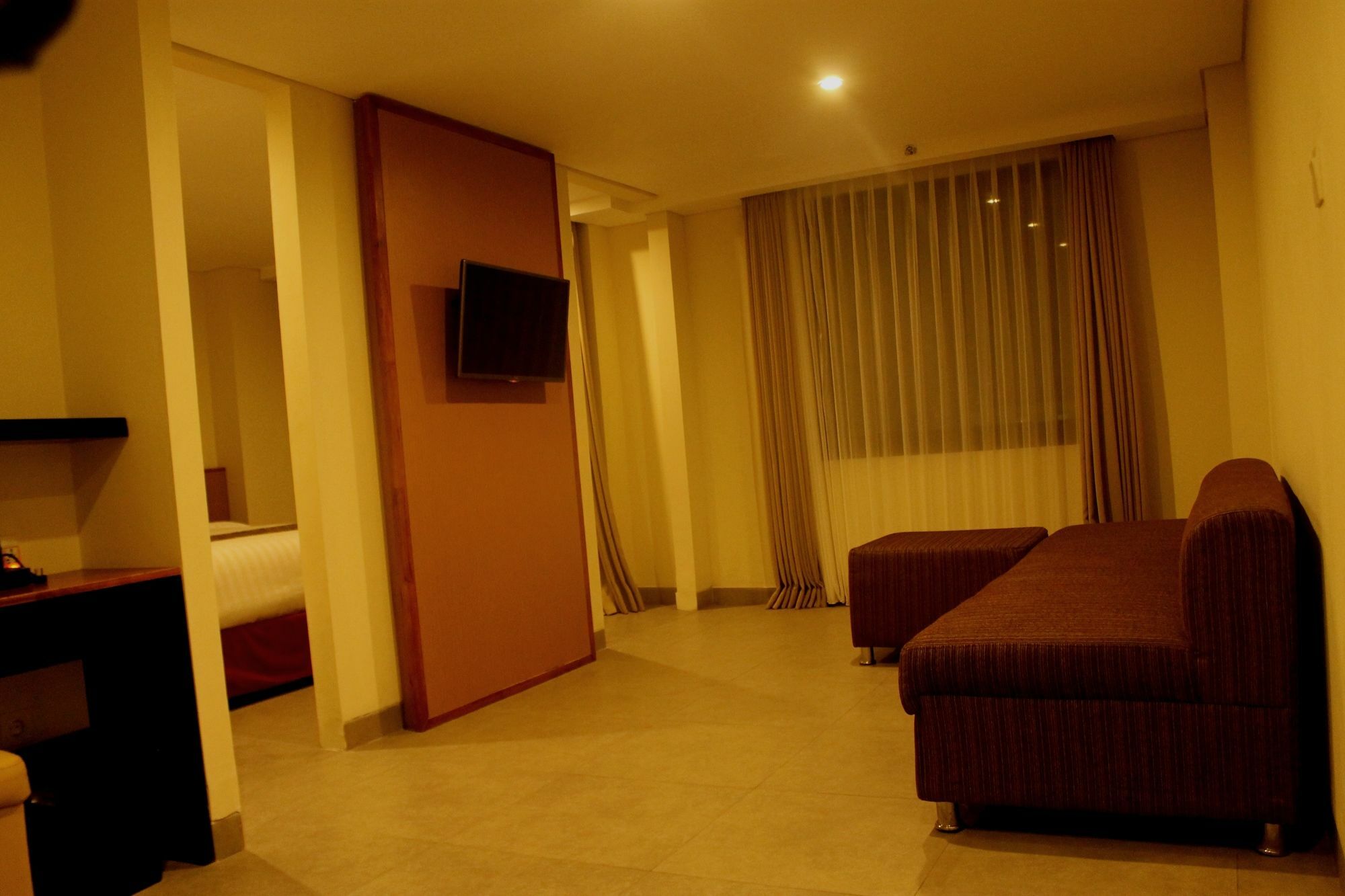 Savvoya Hotel Seminyak Экстерьер фото