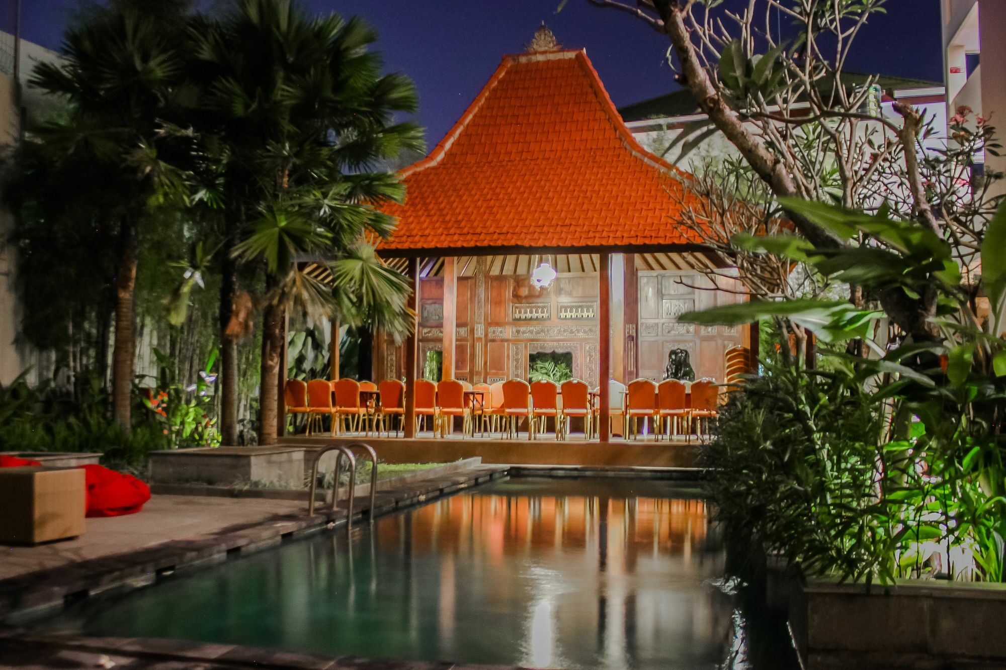 Savvoya Hotel Seminyak Экстерьер фото